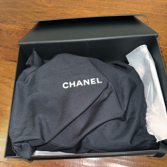 Chanel camera bag - Picture 8 of 9